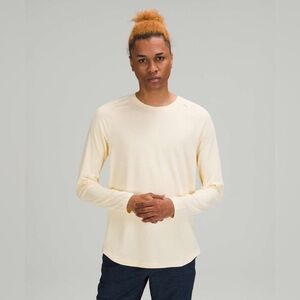 Men's Lululemon Athletica Long Sleeve Athletic Shirt Size XL Color Yellow